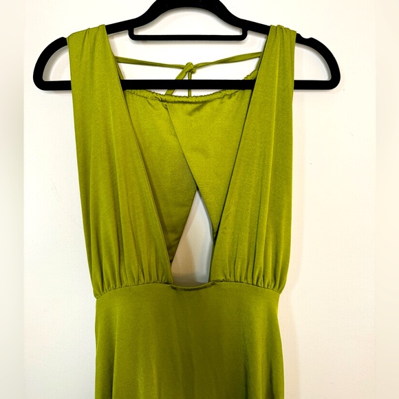 ASOS Green Halter Slinky Midi Dress Women’s Size 4 Small Cutout - Picture 7 of 9